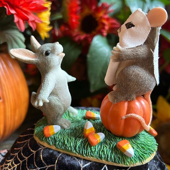 Charming Tails HALLOWEEN “BOOOO” (85/417) - Picture 9 of 12